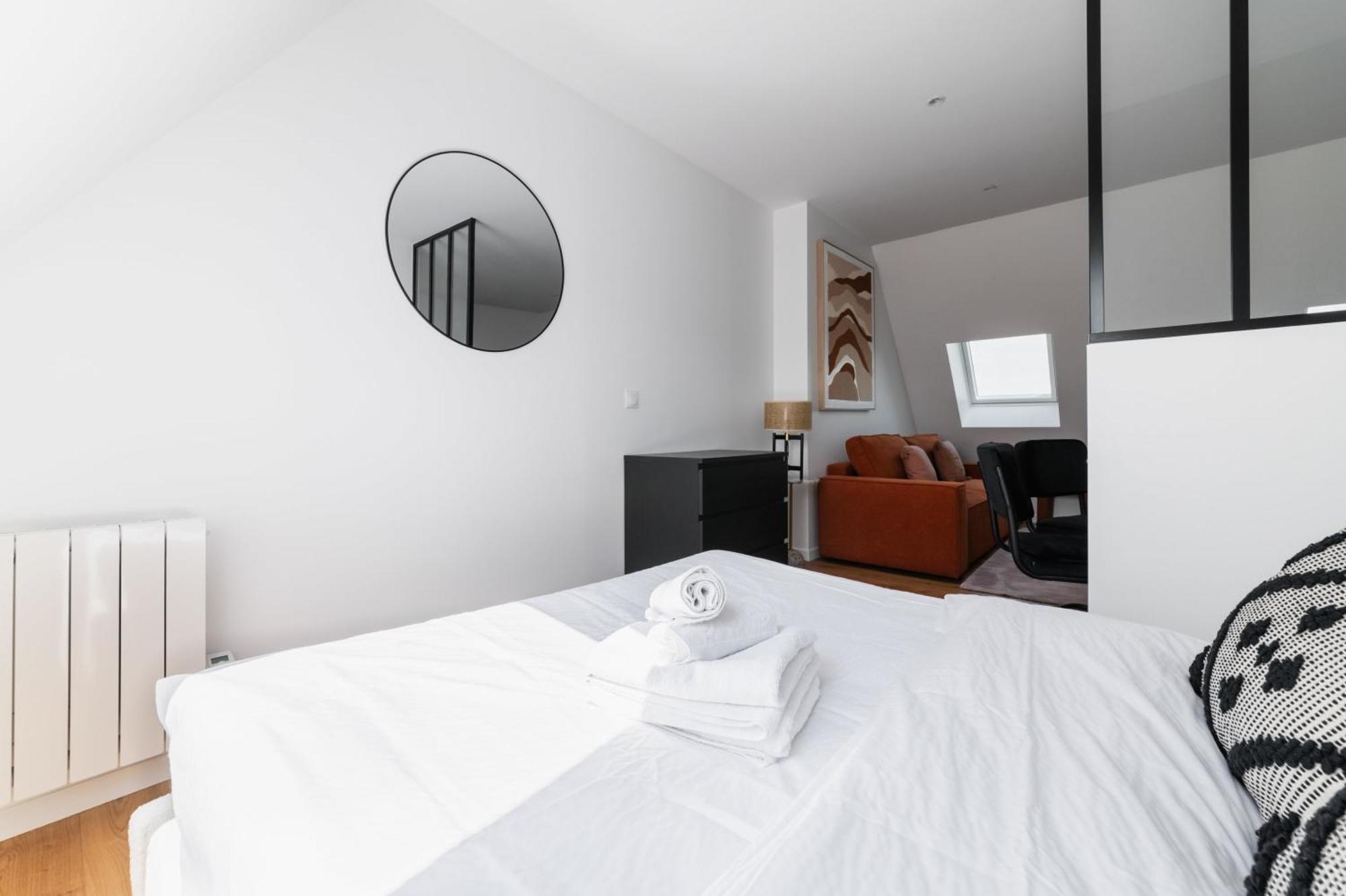 Appartamento 2 Pieces Refait A Neuf Dernier Etage - Paris 19 - 4P - Flat-Guest Esterno foto