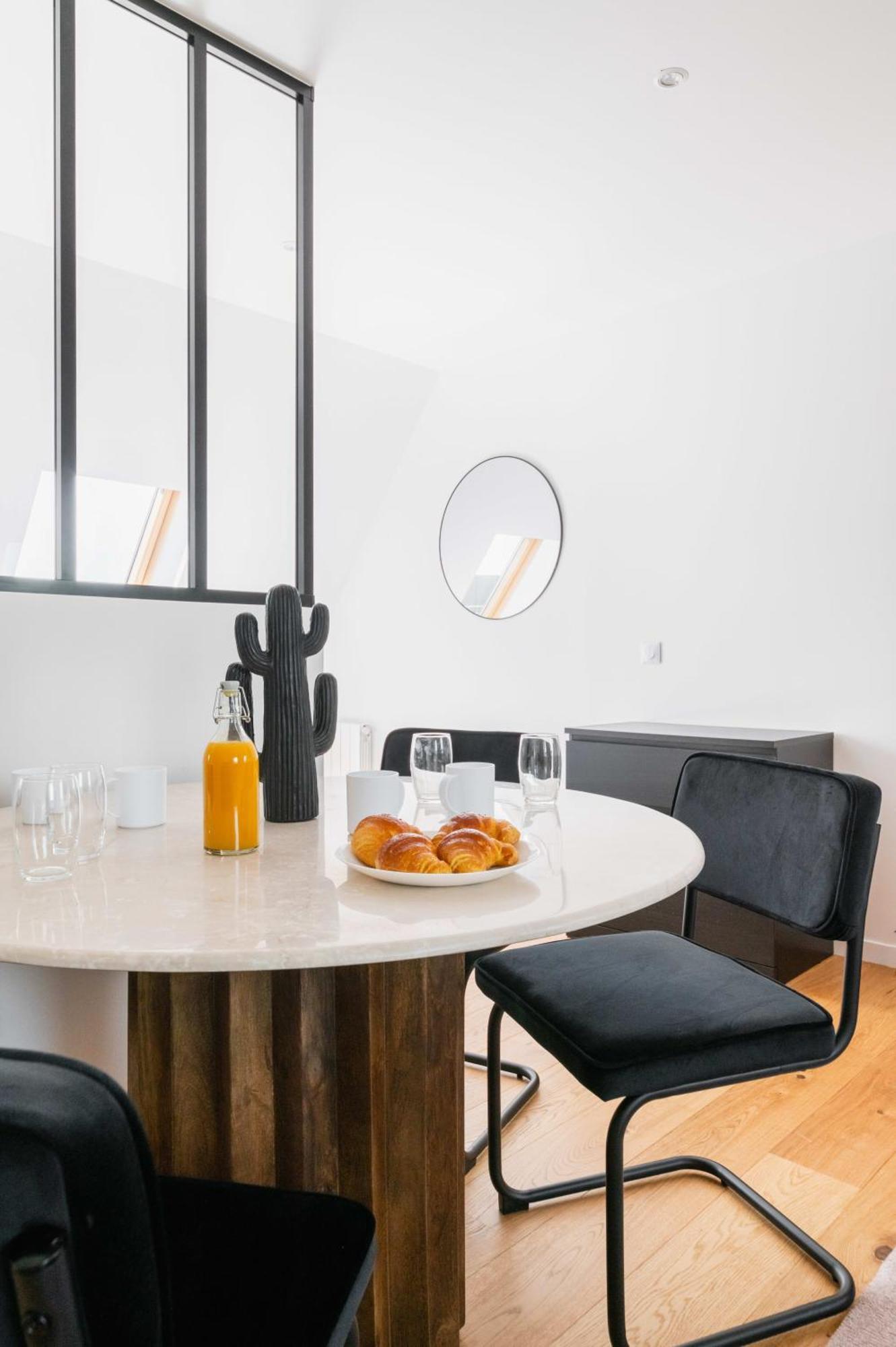 Appartamento 2 Pieces Refait A Neuf Dernier Etage - Paris 19 - 4P - Flat-Guest Esterno foto